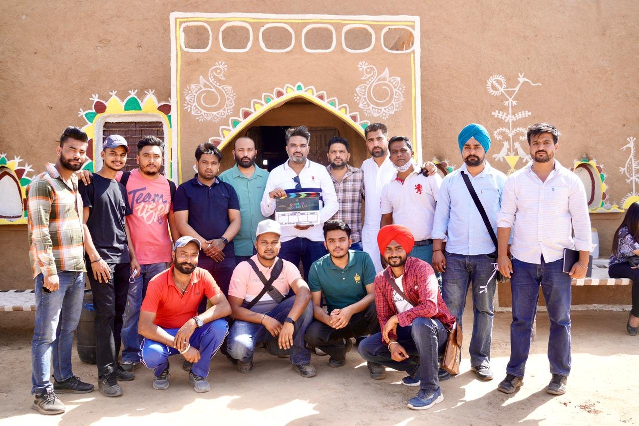 Shava Ni Girdhari Lal Punjabi Film Gippy Grewal Director